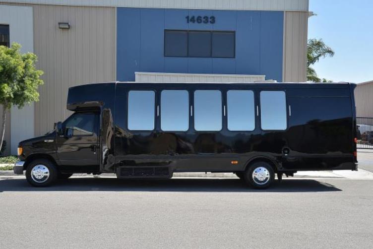 Party Bus Lake Worth, FL 